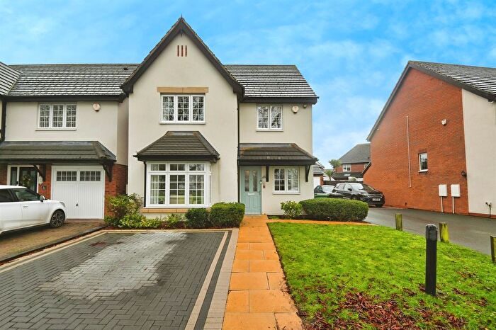 3 Bedroom Detached House For Sale In The Green, Castle Bromwich, Birmingham, B36