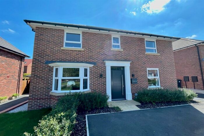 4 Bedroom Detached House To Rent In Gala Close, Appleton, Warrington, WA4