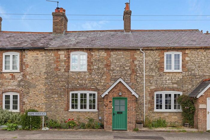 2 Bedroom Terraced House For Sale In Martinstown, Dorchester, DT2