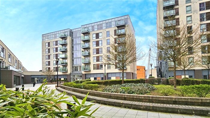 2 Bedroom Flat To Rent In K D Plaza, Cotterells, Hemel Hempstead, Hertfordshire, HP1