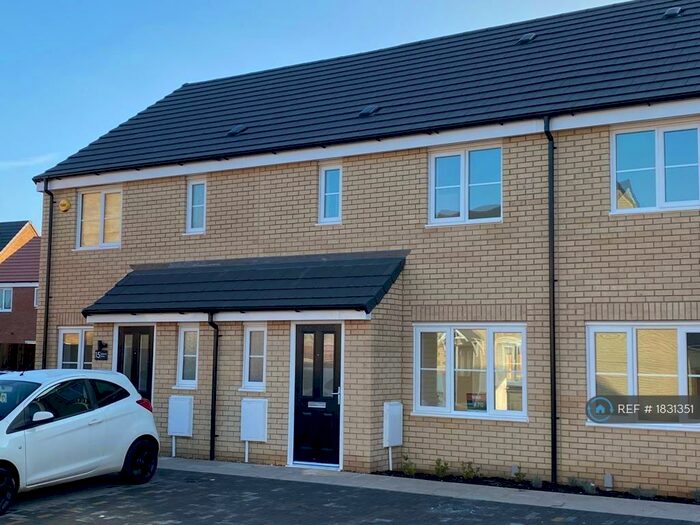 3 Bedroom Terraced House To Rent In Bellamy Drive, Bradwell, Great Yarmouth, NR31