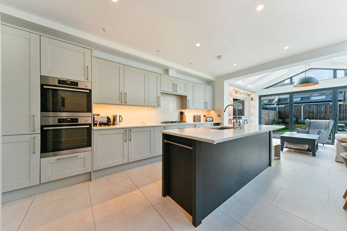 4 Bedroom Property To Rent In Clonmore Street, SW18