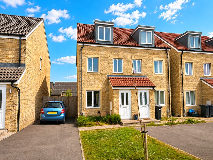 3 Bedroom Terraced House For Sale In Marigold Road, Frome, Somerset, BA11