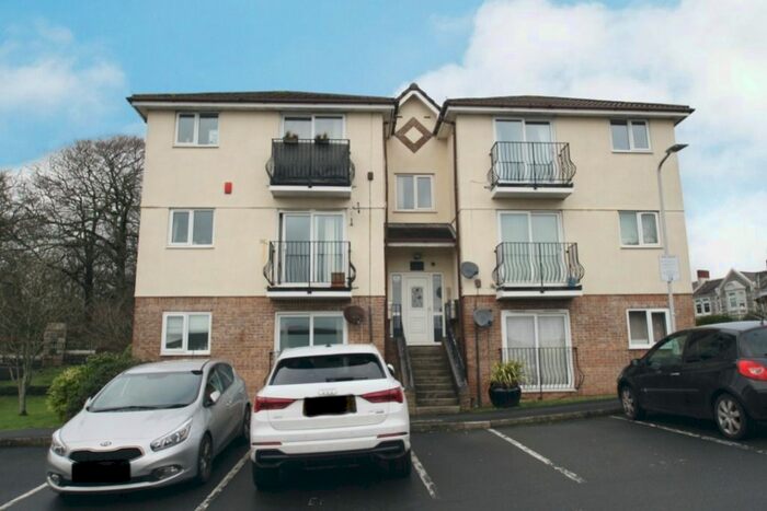 2 Bedroom Flat To Rent In White Friars Lane, St Judes, Plymouth PL4