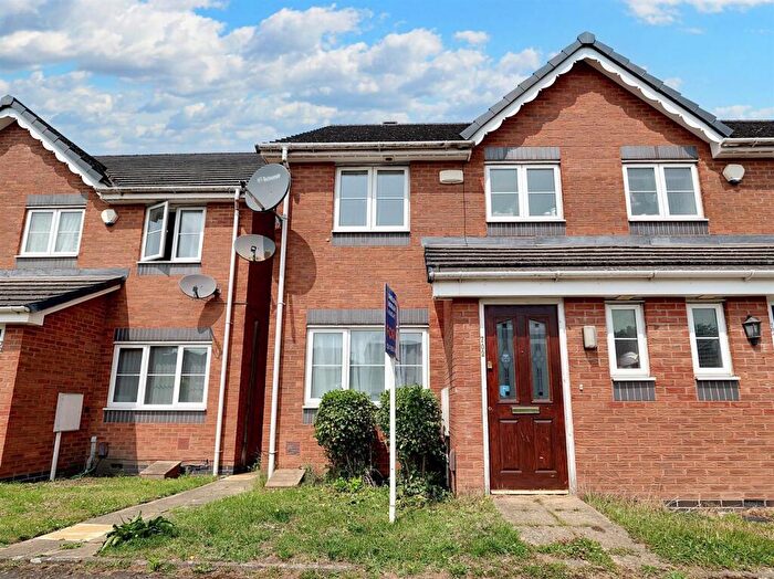 3 Bedroom Mews For Sale In Kingswood Road, Stockingford, Nuneaton, CV10