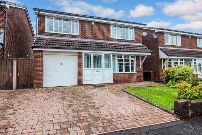 4 Bedroom Detached House To Rent In Ashford Close, Elton, Bury, BL8