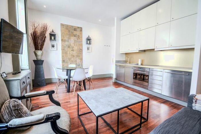 1 Bedroom Flat To Rent In Warren Street, London, W1T