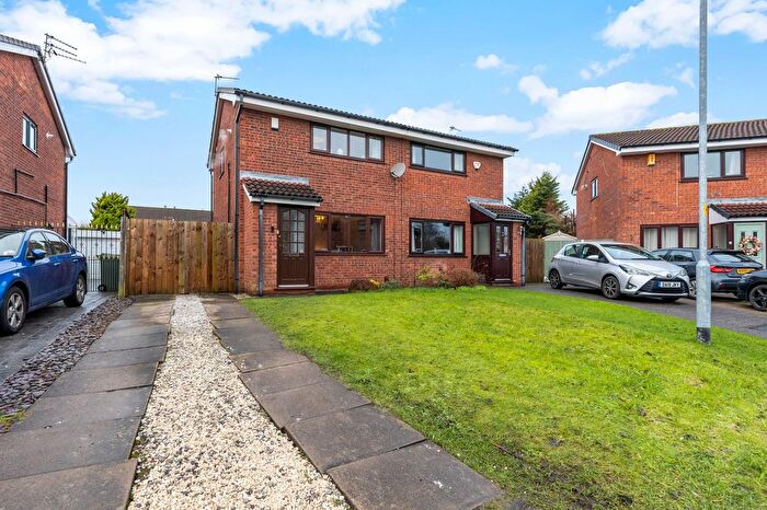 2 Bedroom Semi Detached House For Sale In Rangemoor Close, Birchwood, WA3