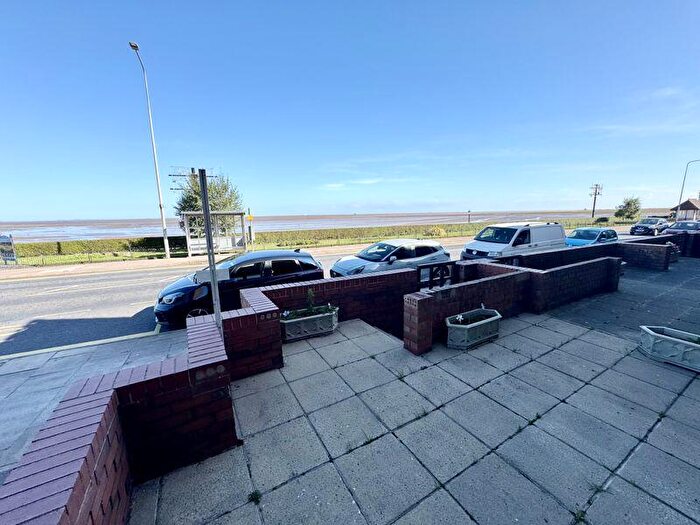 1 Bedroom Flat For Sale In Kingsway Court, Cleethorpes, DN35