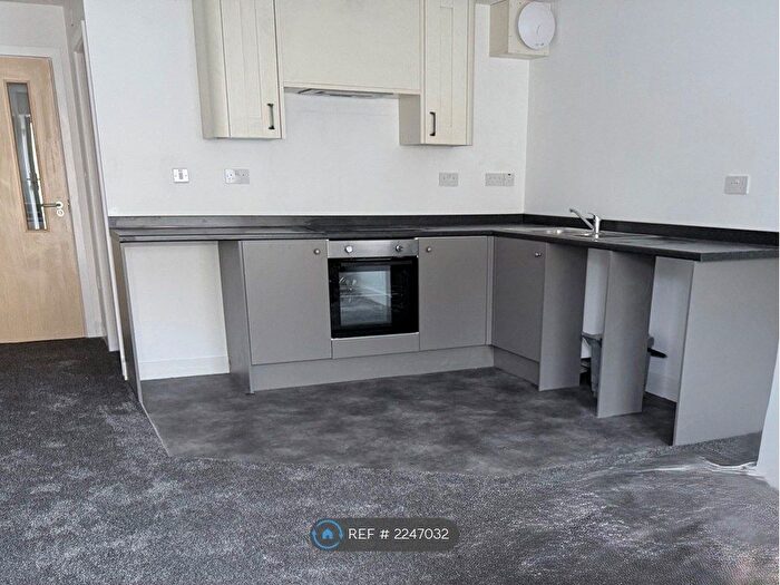 Studio To Rent In Rishton, Blackburn, BB1