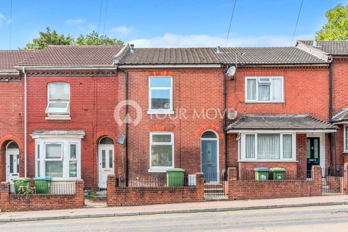 3 Bedroom Terraced House To Rent In Bevois Hill, Southampton, SO14
