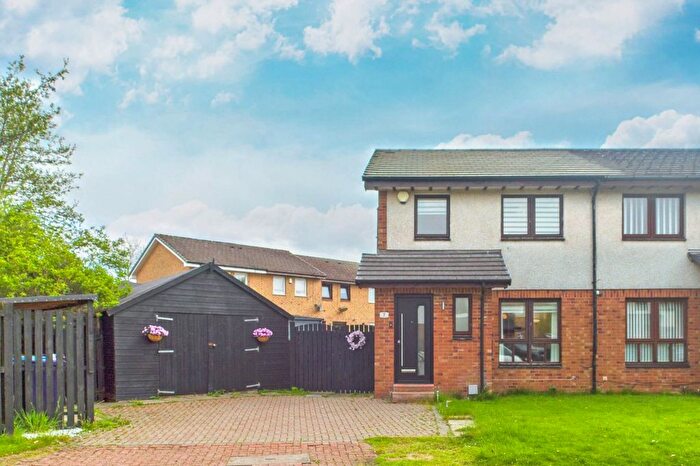 3 Bedroom Semi-Detached House For Sale In Dunskaith Place, Glasgow, G34