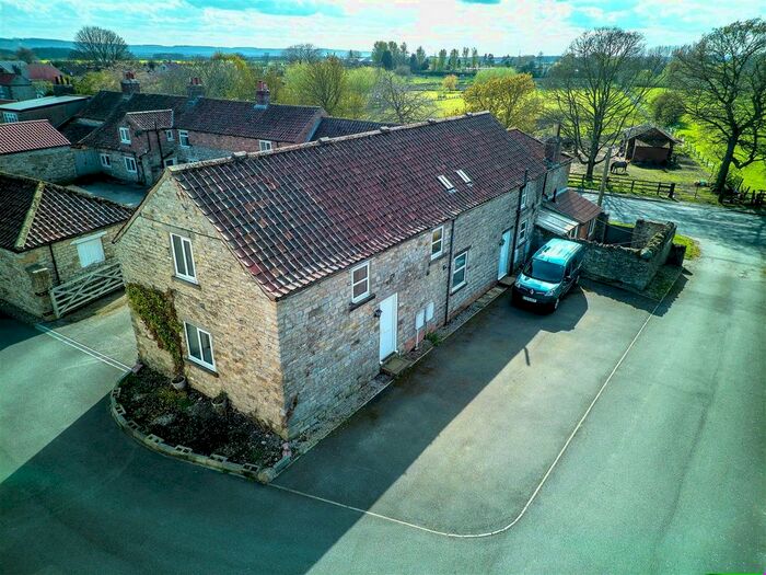 2 Bedroom Cottage For Sale In Main Street, Seamer, Scarborough, YO12