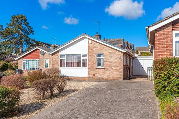 2 Bedroom Bungalow For Sale In Westover Road, Bristol, BS9