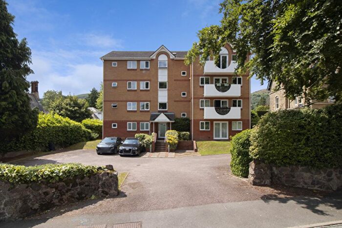 2 Bedroom Flat For Sale In Imperial Road, Malvern, WR14