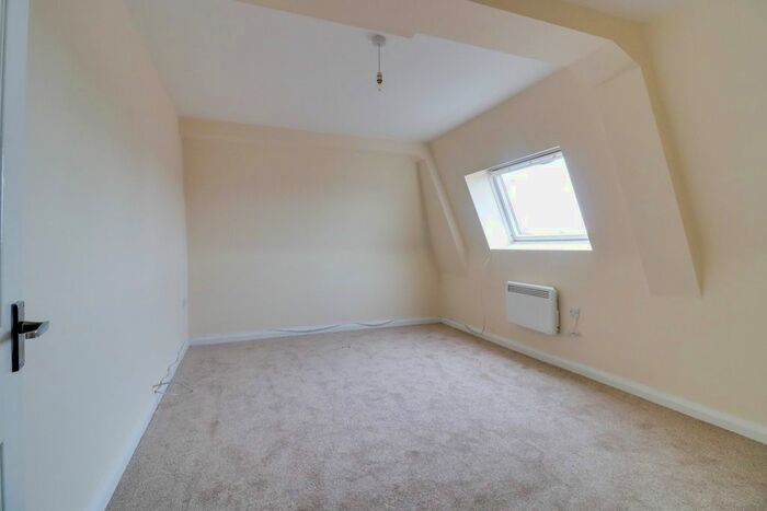 2 Bedroom Flat To Rent In Junction Road, Wigston, LE18