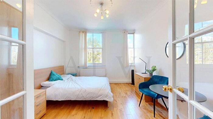 3 Bedroom Flat To Rent In Cromwell Road, London, SW5