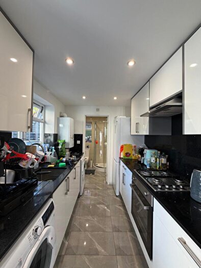 4 Bedroom End Of Terrace House To Rent In Eldon Terrace, Reading, RG1