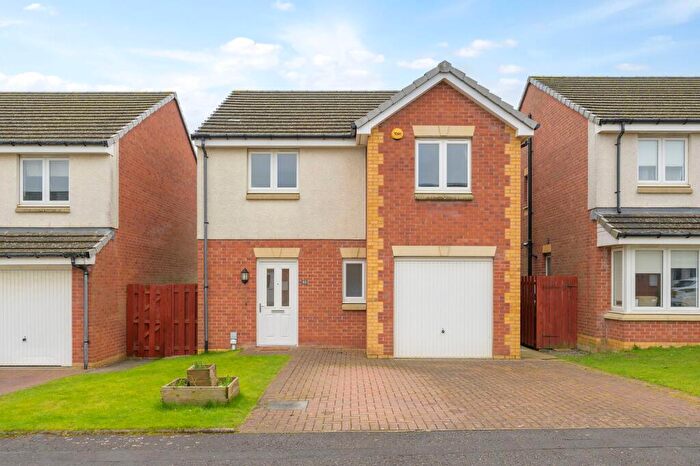 3 Bedroom Detached House For Sale In Middlebank Rise, Dunfermline, KY11