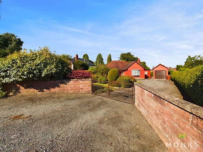 2 Bedroom Detached Bungalow For Sale In Chirk Road, Gobowen, Oswestry, SY11