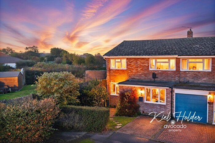 3 Bedroom Semi Detached House For Sale In Lytham Close, Southcote, Reading, RG30