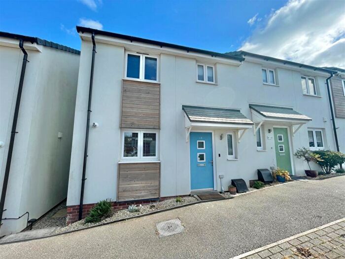 3 Bedroom End Of Terrace House For Sale In Elburton, Plymouth, PL9