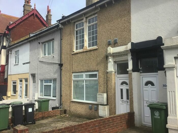 1 Bedroom Flat To Rent In Twyford Avenue, Portsmouth, PO2
