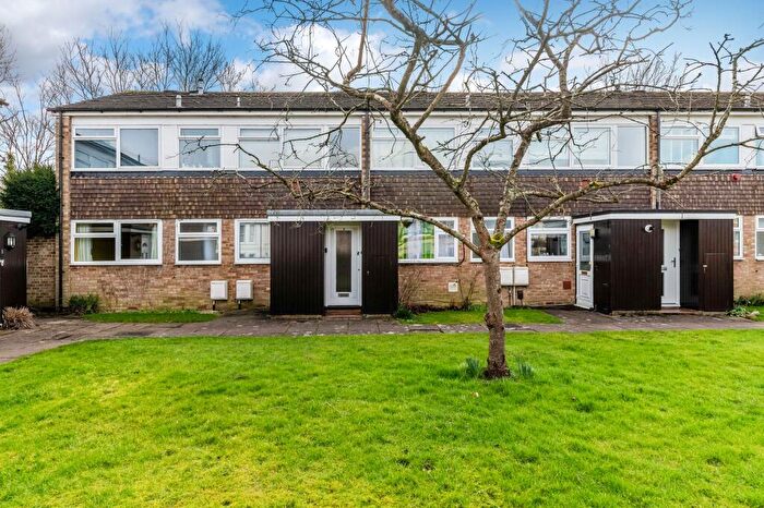 2 Bedroom Apartment To Rent In Somers Road, Reigate, RH2