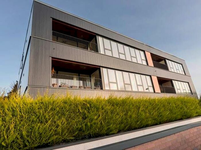 3 Bedroom Flat To Rent In Margaret Rose Avenue, Fairmilehead, Edinburgh EH10