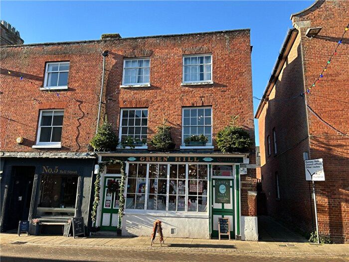 1 Bedroom Apartment To Rent In Bell Street, Romsey, Hampshire, SO51