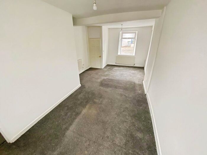 3 Bedroom House To Rent In William Street, Pentre, CF41