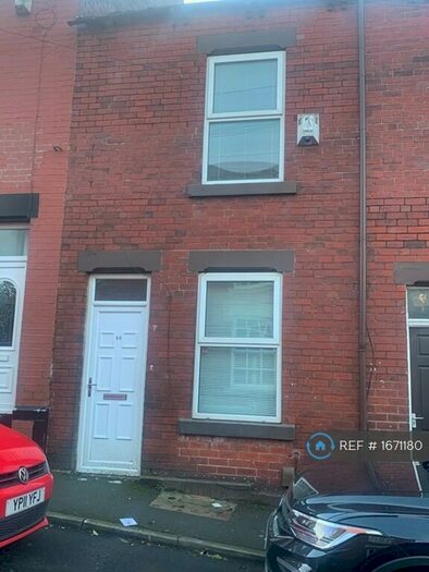 3 Bedroom Terraced House To Rent In Artisan View, Sheffield, S8