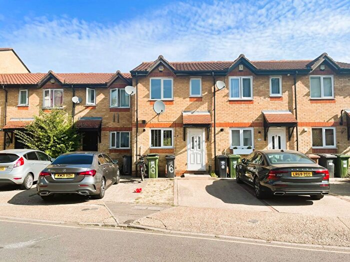 2 Bedroom Terraced House To Rent In Baildon Street, London, SE8
