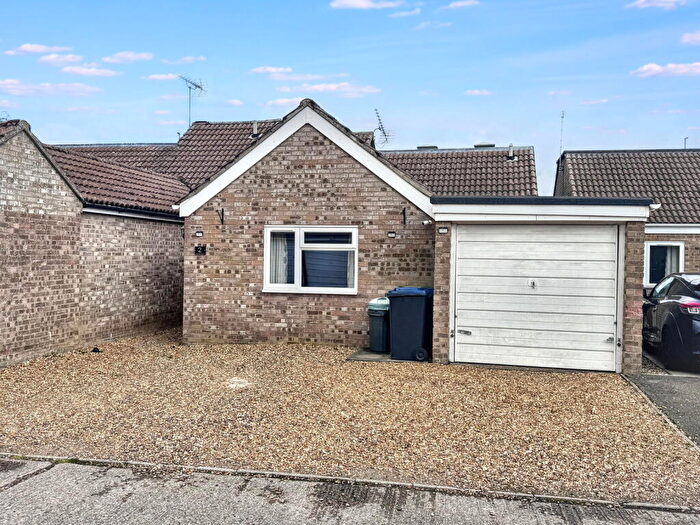 4 Bedroom Detached Bungalow For Sale In Windmill Close, Soham, CB7