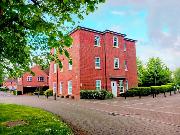 1 Bedroom Apartment To Rent In Portchester House, Knowle Village, PO17