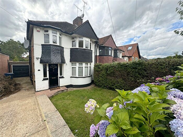 4 Bedroom Semi-Detached House To Rent In Glenwood Road, Mill Hill, NW7