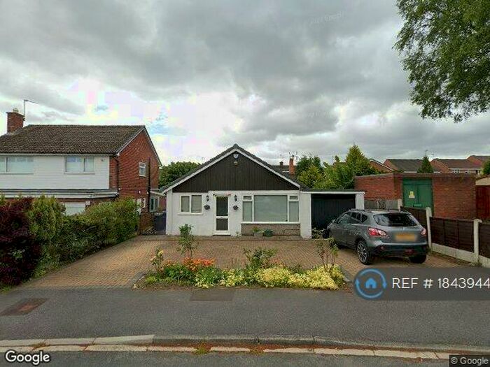 3 Bedroom Bungalow To Rent In Linton Rise, Leeds, LS17