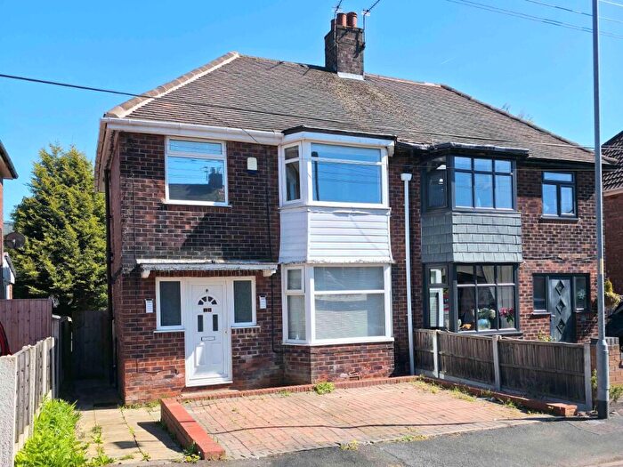 3 Bedroom Semi Detached House For Sale In Enderby Road, Moston, Manchester, M40