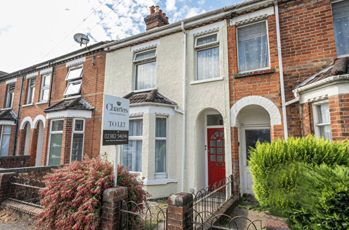 1 Bedroom Maisonette To Rent In Testwood Road, Southampton, Hampshire, SO15