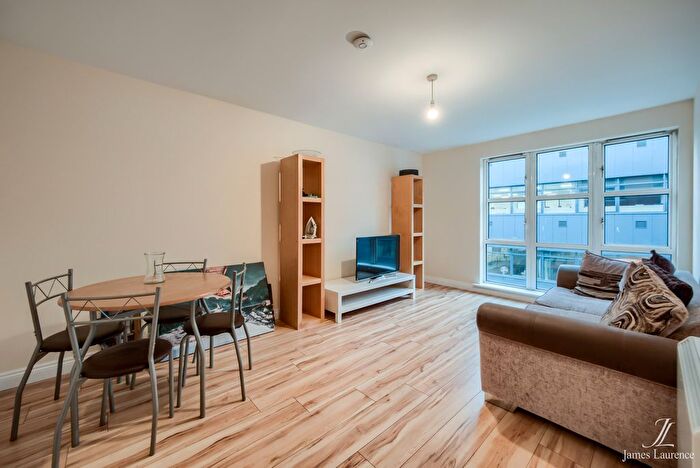 1 Bedroom Flat For Sale In Hallmark Apartments, Newhall Hill, Jewellery Quarter, B1