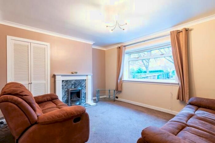 2 Bedroom Flat To Rent In Walter Scott Avenue, Edinburgh, EH16