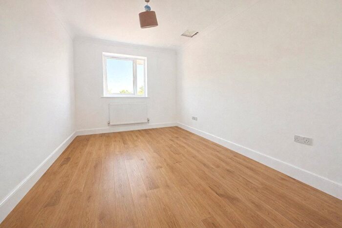Property To Rent In Sundeala Close, Sunbury-On-Thames, Surrey, TW16