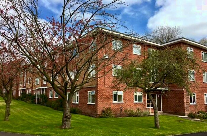 1 Bedroom Flat To Rent In Severn Court, Garrard Gardens., B73