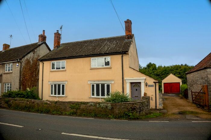 4 Bedroom Detached House For Sale In Castlebrook, Compton Dundon, TA11