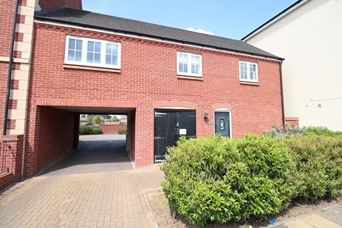 2 Bedroom Terraced House For Sale In Saxon Way, Bedford, MK40