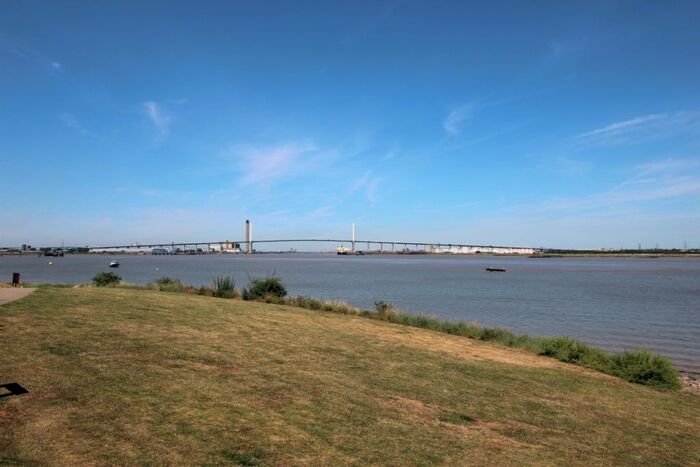 3 Bedroom Penthouse To Rent In Carmichael Avenue, Greenhithe, Kent, DA9