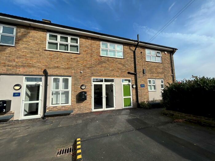 1 Bedroom Flat To Rent In Kenilworth Drive, Ilkeston, Derby, DE7