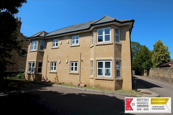2 Bedroom Apartment To Rent In London Road, Biggleswade, SG18