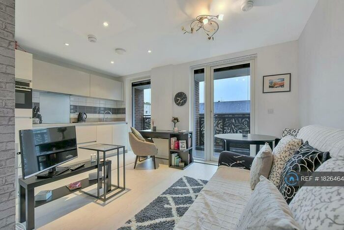 1 Bedroom Flat To Rent In Hastings Road, London, E16