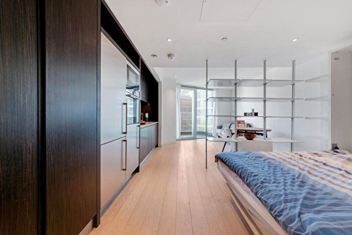 Apartment To Rent In Charrington Tower, New Providence Wharf, London, E14